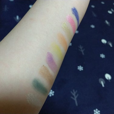 UR GLAM　BLOOMING EYE COLOR PALETTE/U R GLAM/パウダーアイシャドウを使ったクチコミ（1枚目）