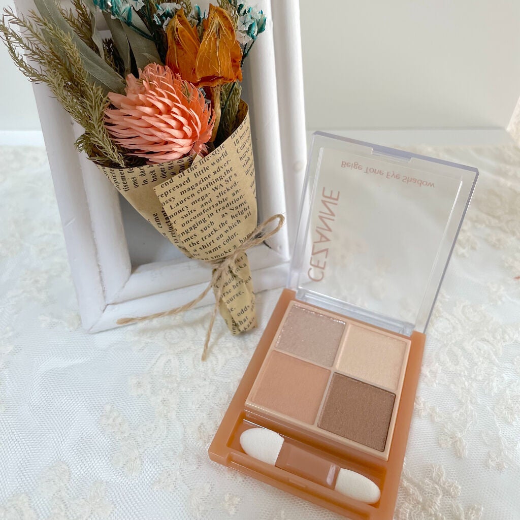 ベージュトーンアイシャドウ/CEZANNE/アイシャドウパレットを使ったクチコミ(2枚目)