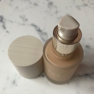 RMK リクイドファンデーション フローレスカバレッジ/RMK/リキッドファンデーションを使ったクチコミ（2枚目）