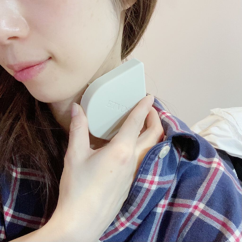 リラクシングマッサージブラシ/エトヴォス/スカルプブラシを使ったクチコミ（2枚目）