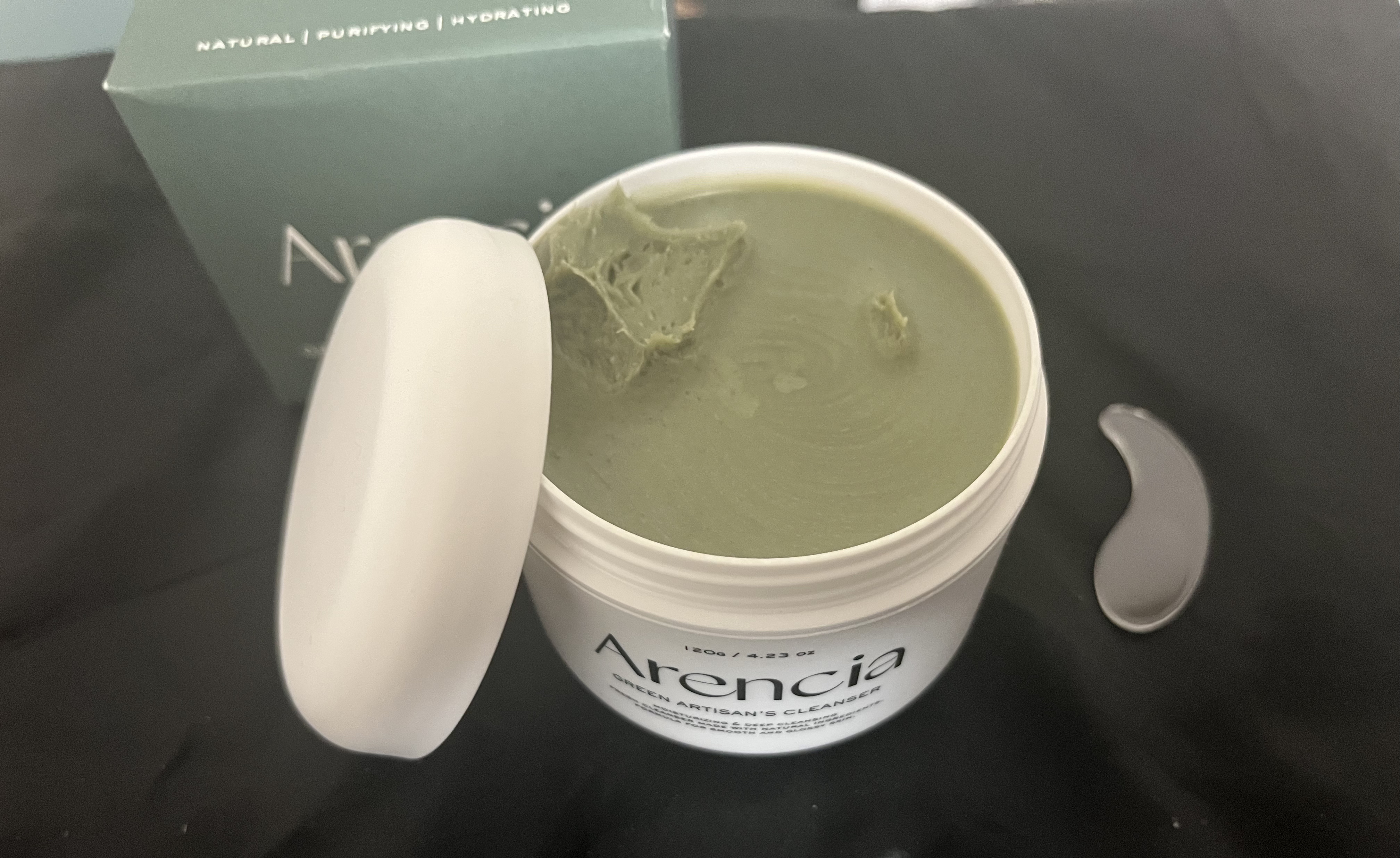 🌟アレンシア🌟
アレンシアプレミアムもちソープ「グリーン」

使い心地が最高な、
お餅みたいなクレンザー！

肌荒れ、黒ずみなどを
ケアするスイートアーモンドパウダー、
レモンの60倍のビタミンCを含む
ロイヤルローズヒップ果実エキスな