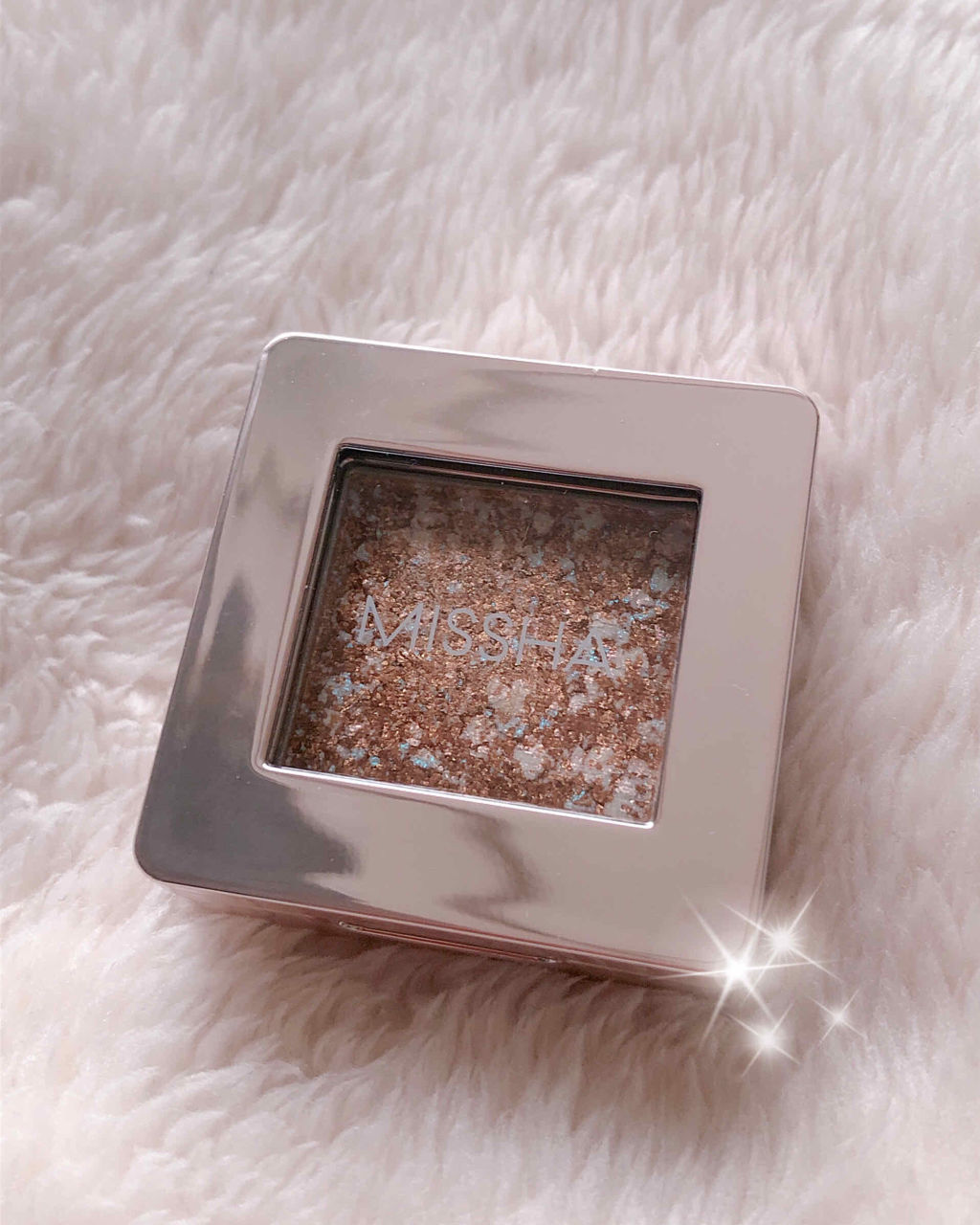 グリッタープリズム シャドウ/MISSHA/グリッターを使ったクチコミ（1枚目）