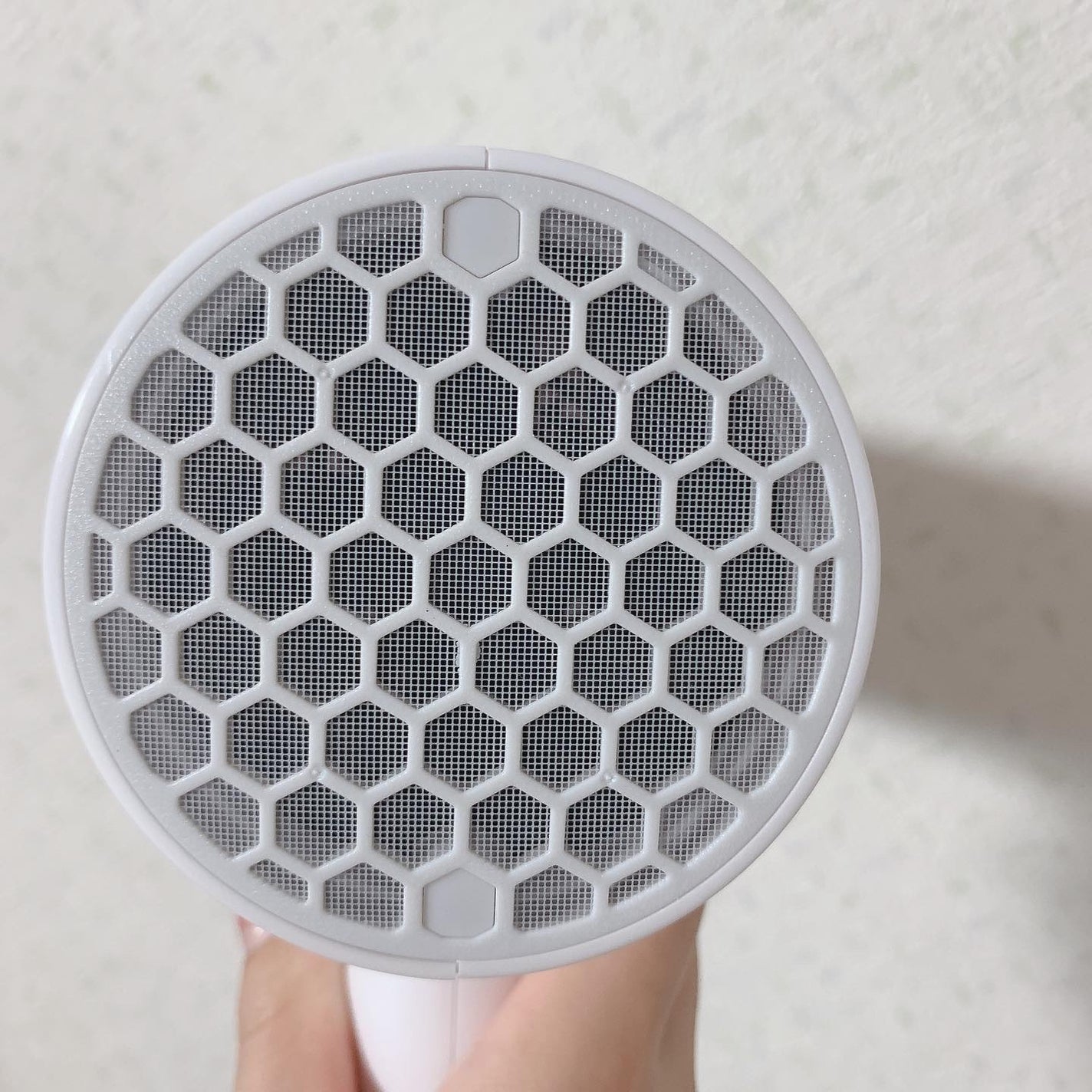 スタイリッシュ マイナスイオンヘアードライヤー(MHD-1220-W)/mod's hair/ドライヤーを使ったクチコミ(5枚目)