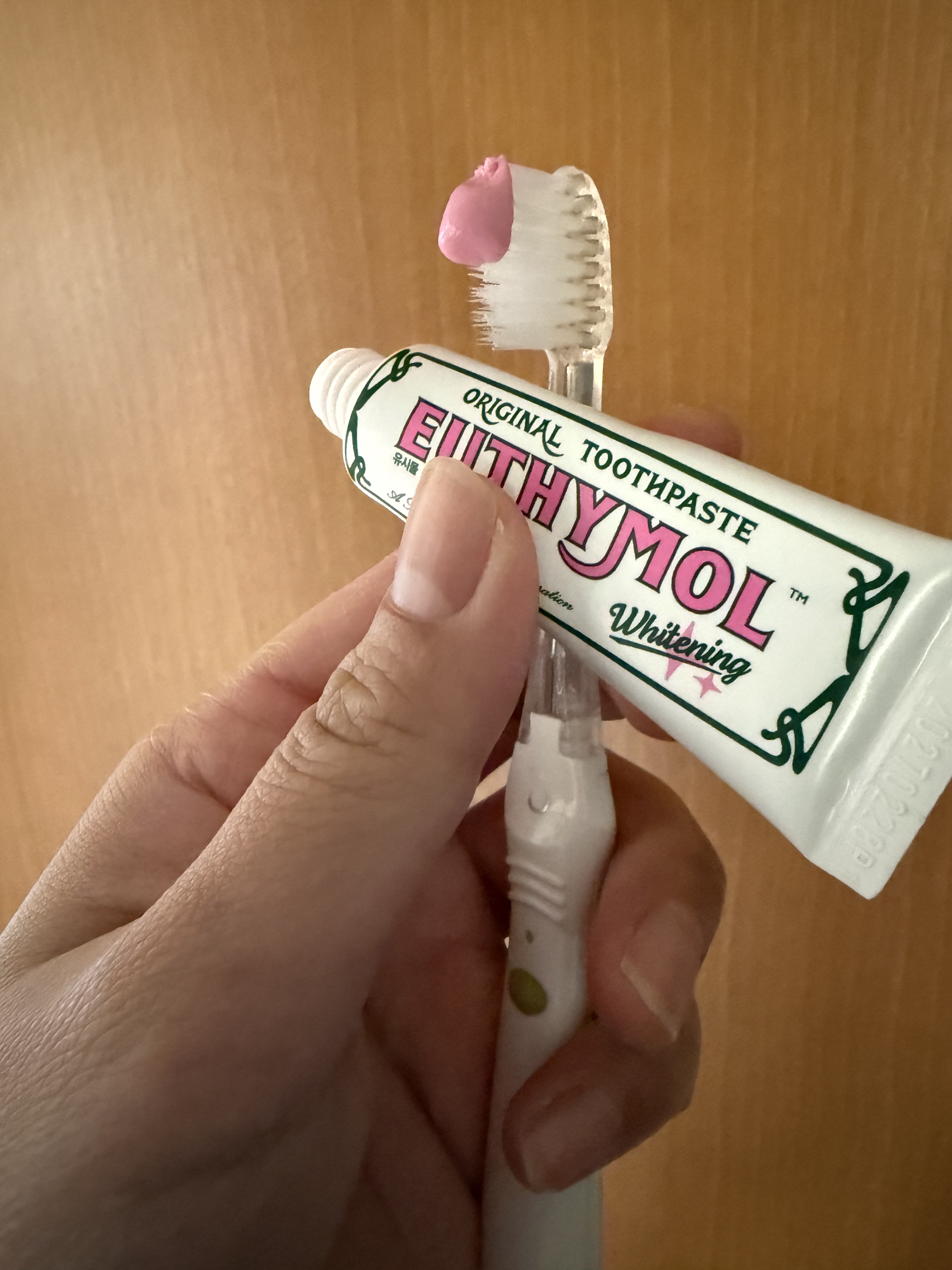 ホワイトニング美白歯磨き粉/EUTHYMOL/歯磨き粉を使ったクチコミ（2枚目）