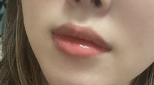 ジルスチュアート　クリスタルブルーム　リップブーケ セラム 08 majestic dahlia/JILL STUART/リッププランパーを使ったクチコミ（3枚目）