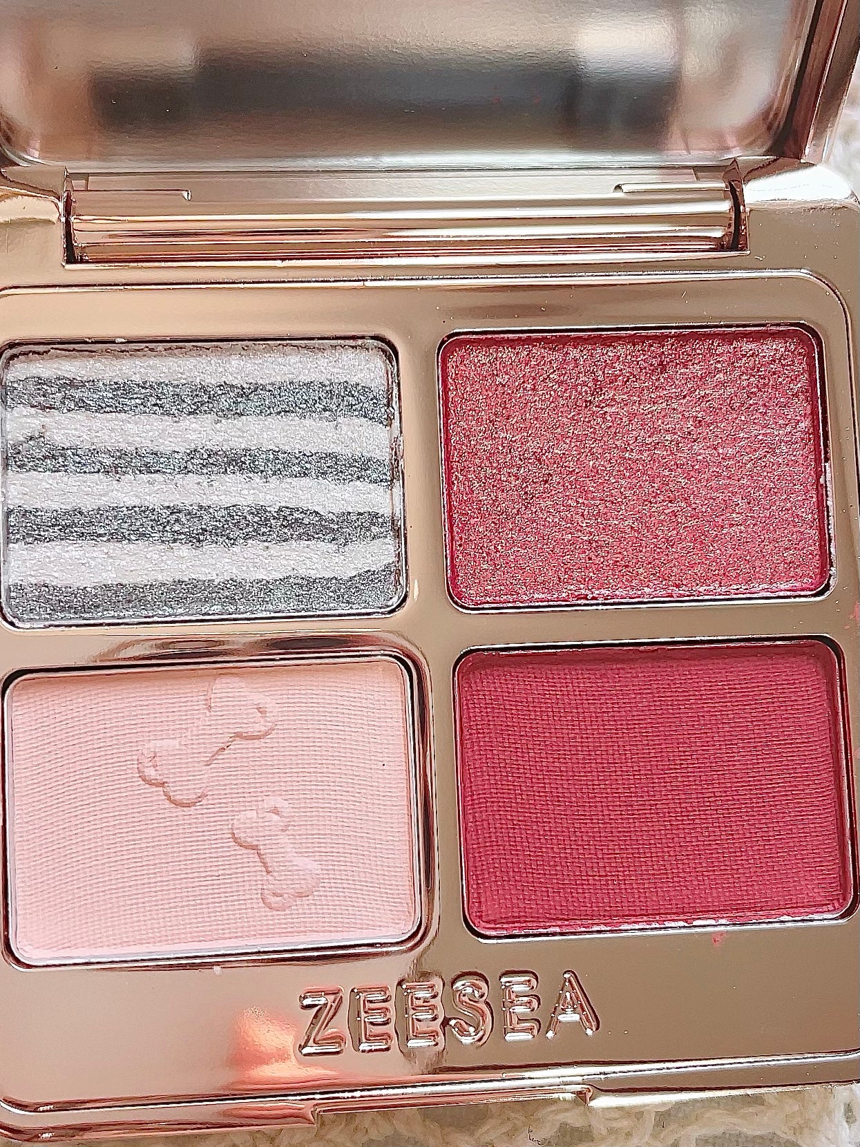 ごんす@YouTube始めました on LIPS 「《ZEESEAイッヌアイシャドウ❤︎》これは完全パケ買いコスメ..」(3枚目)