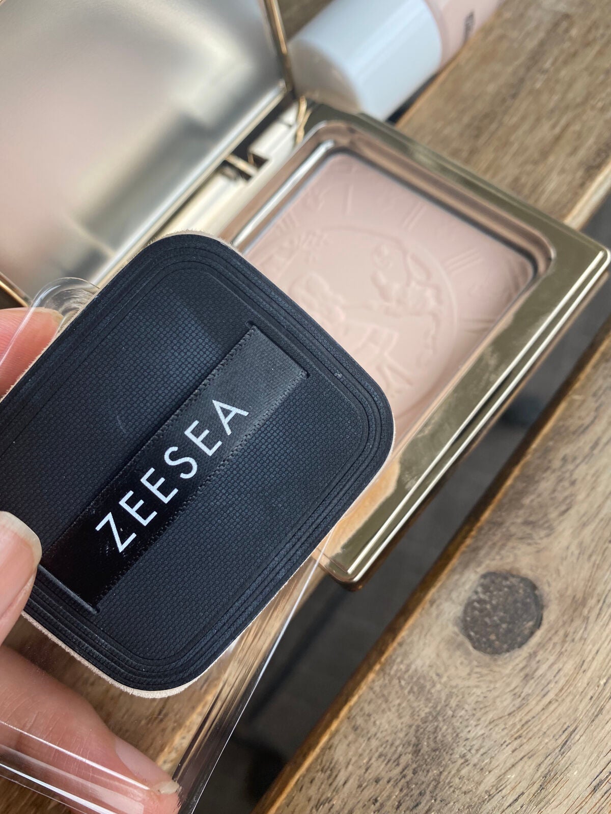 UVイデア XL プロテクショントーンアップ ローズ/ラ ロッシュ ポゼ/日焼け止めクリームを使ったクチコミ(4枚目)