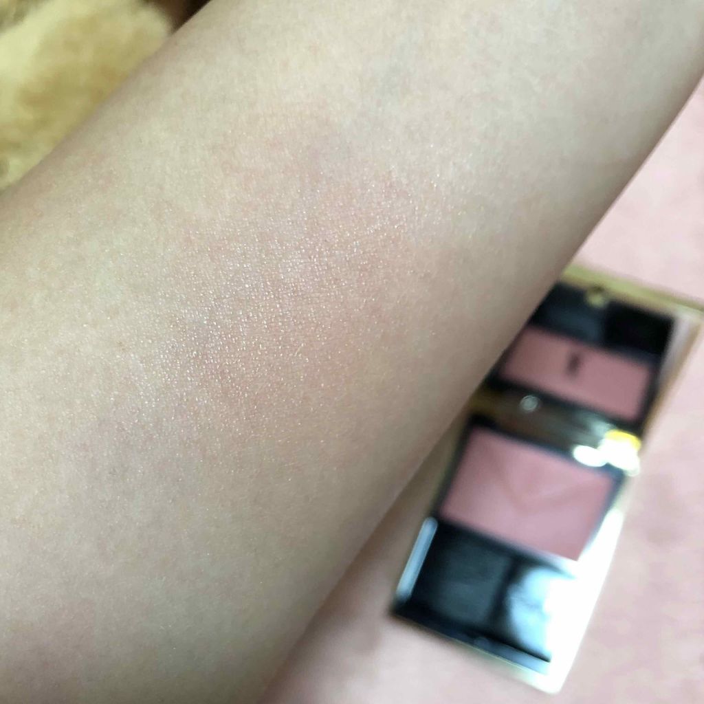 ブラッシュクチュール No.6 ロゼ サハリエンヌ/YVES SAINT LAURENT BEAUTE/パウダーチークを使ったクチコミ（3枚目）