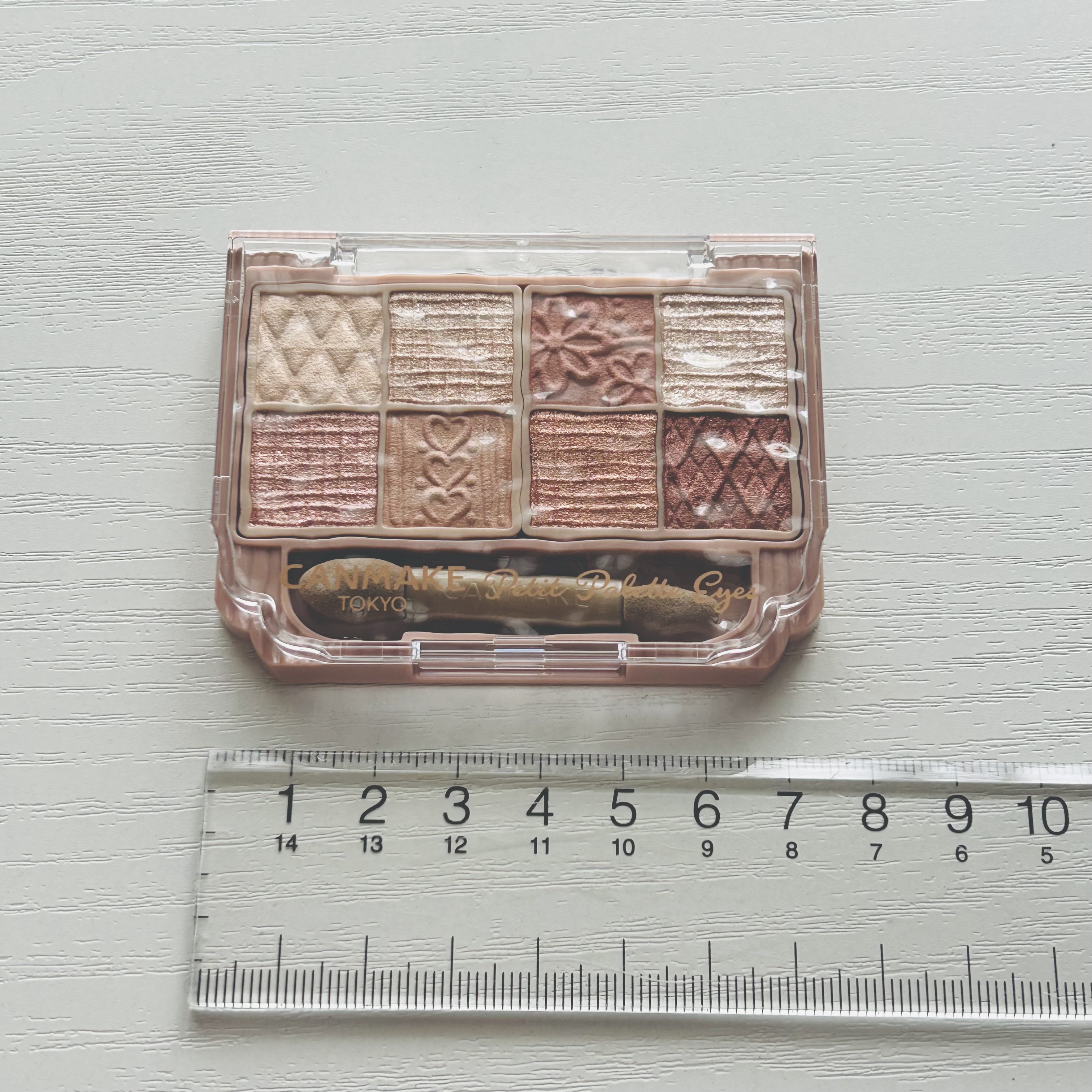 プティパレットアイズ/キャンメイク/パウダーアイシャドウを使ったクチコミ（1枚目）