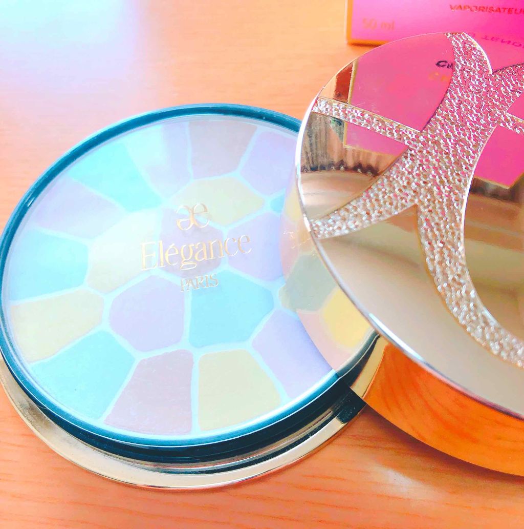 エレガンス ラ プードル オートニュアンス リクスィーズ/Elégance/プレストパウダーを使ったクチコミ(1枚目)