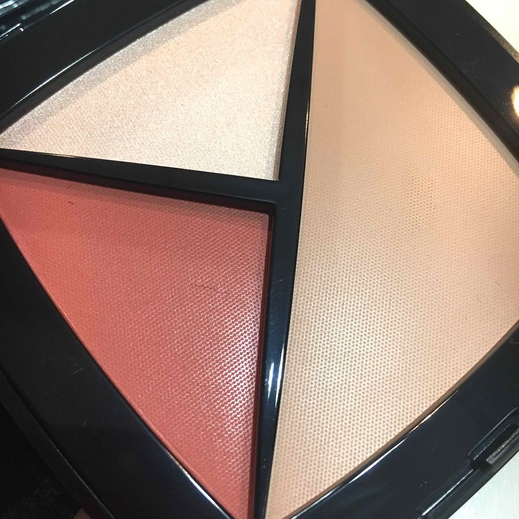 パレット エサンシエル/CHANEL/マルチパレットを使ったクチコミ（2枚目）