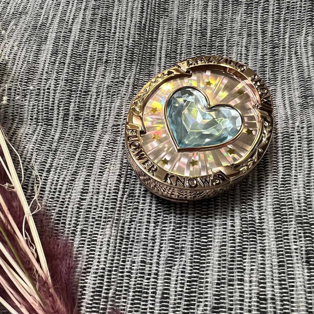 サーカスシリーズ グラデーションブラッシュ  01 Blue Moonlight/FlowerKnows/パウダーチークを使ったクチコミ（2枚目）