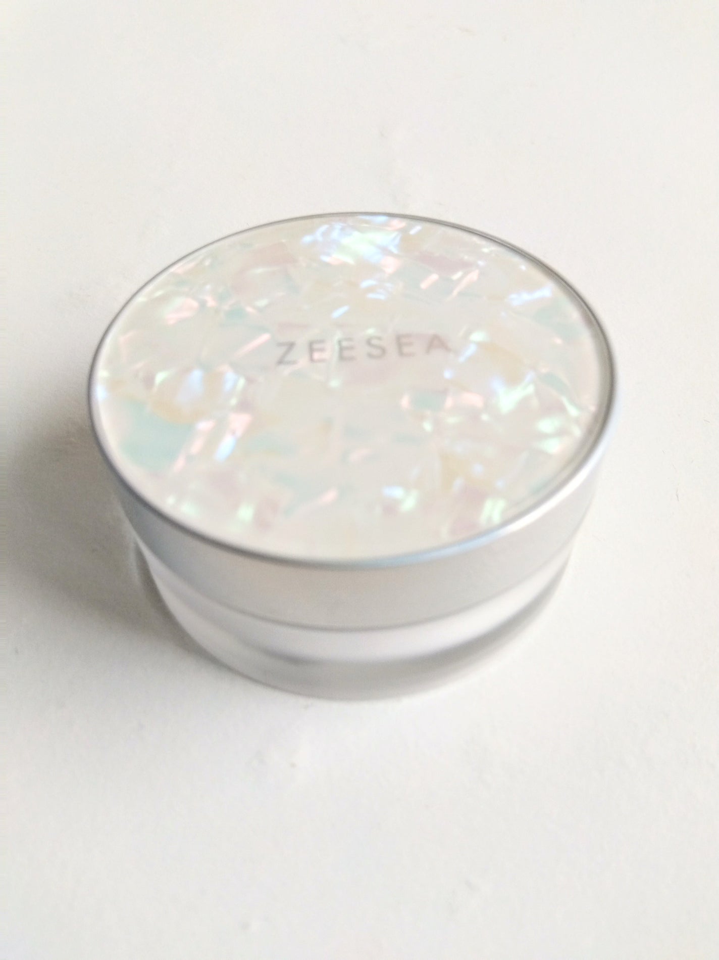 ZEESEA 「ゼロ」粉感皮脂コントロールルースパウダー/ZEESEA/ルースパウダーを使ったクチコミ(1枚目)