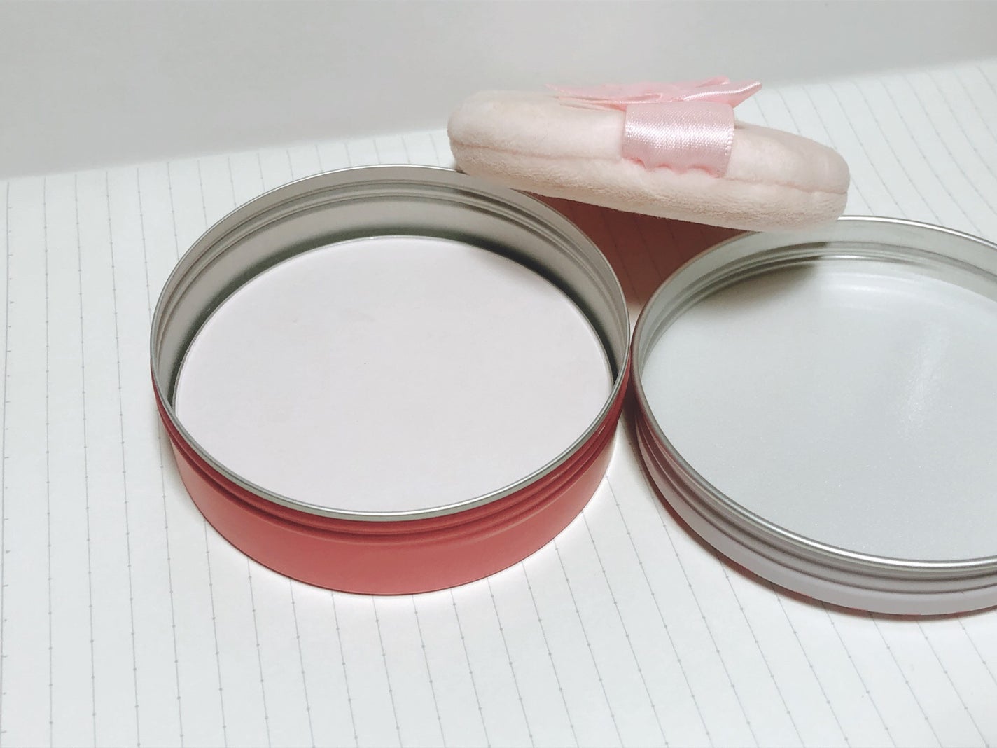 すっぴんパウダー B サクラスウィートソローの香り 2022/クラブ/プレストパウダーを使ったクチコミ(4枚目)