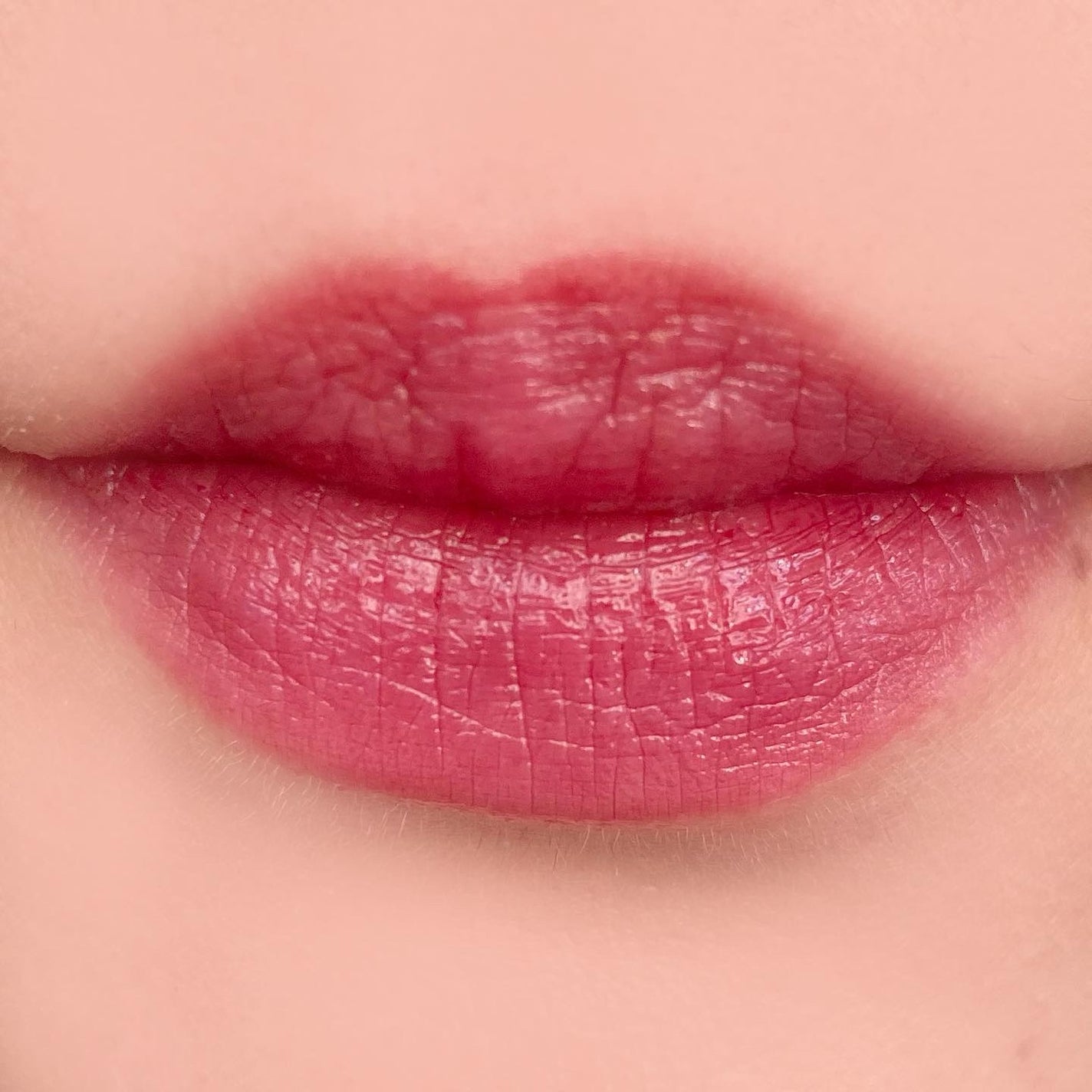 ボンディンググロウリップスティック/Laka/口紅を使ったクチコミ(2枚目)