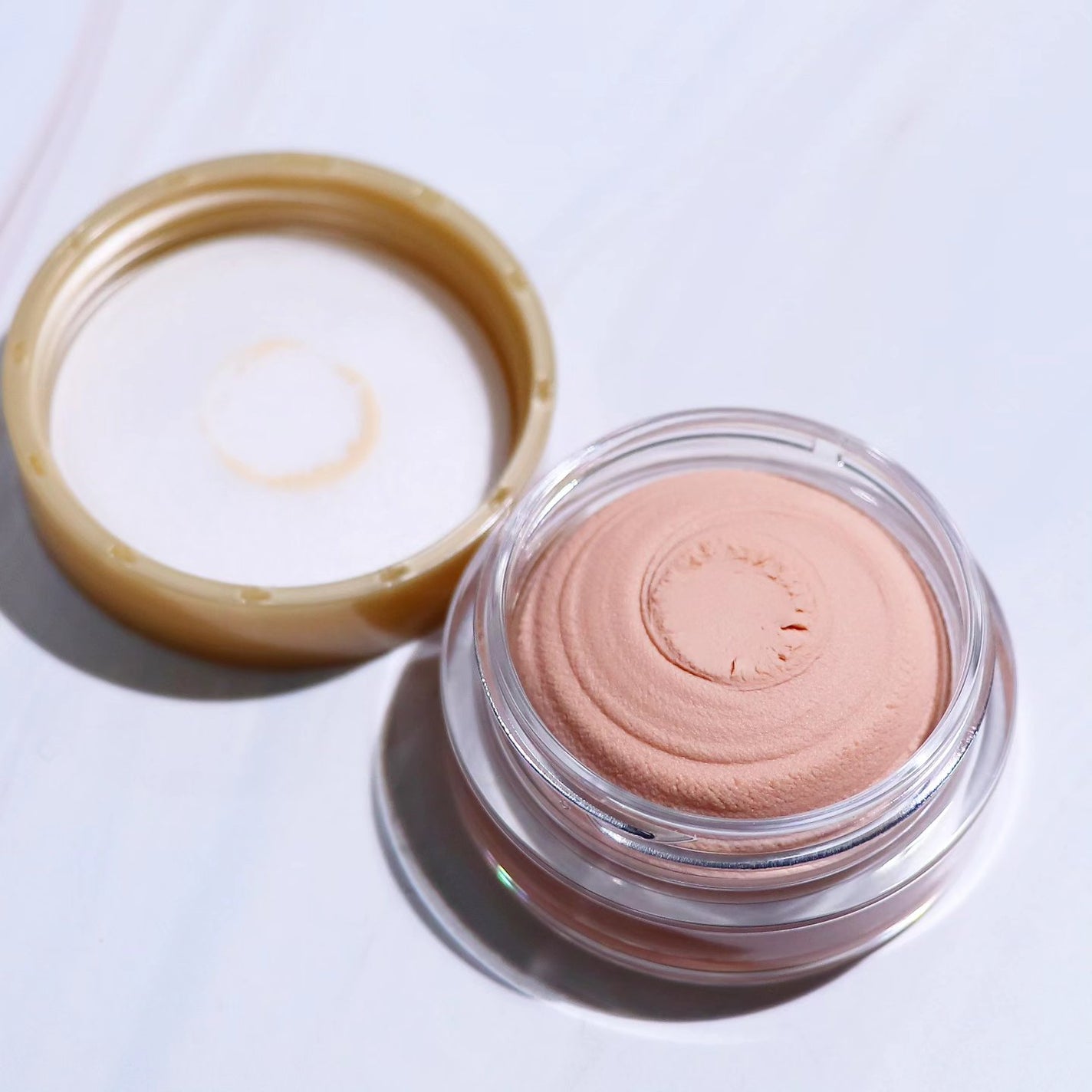 ポアレスエアリーベース/キャンメイク/化粧下地を使ったクチコミ(2枚目)