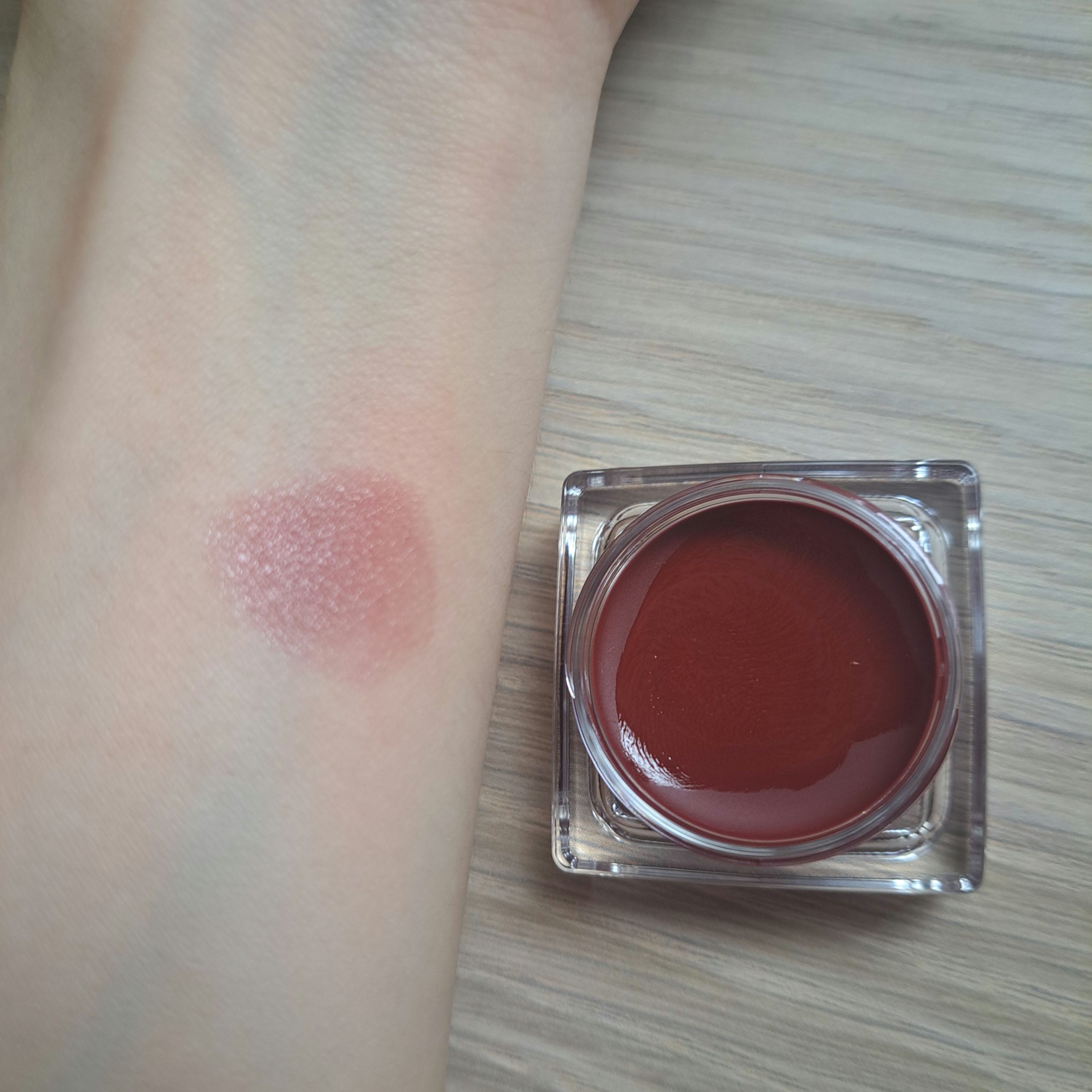 ＆be クリームチーク ディープレッド/＆be/ジェル・クリームチークを使ったクチコミ（2枚目）