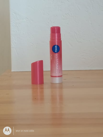 モイストピュアカラーリップ/ニベア/リップクリームを使ったクチコミ(2枚目)