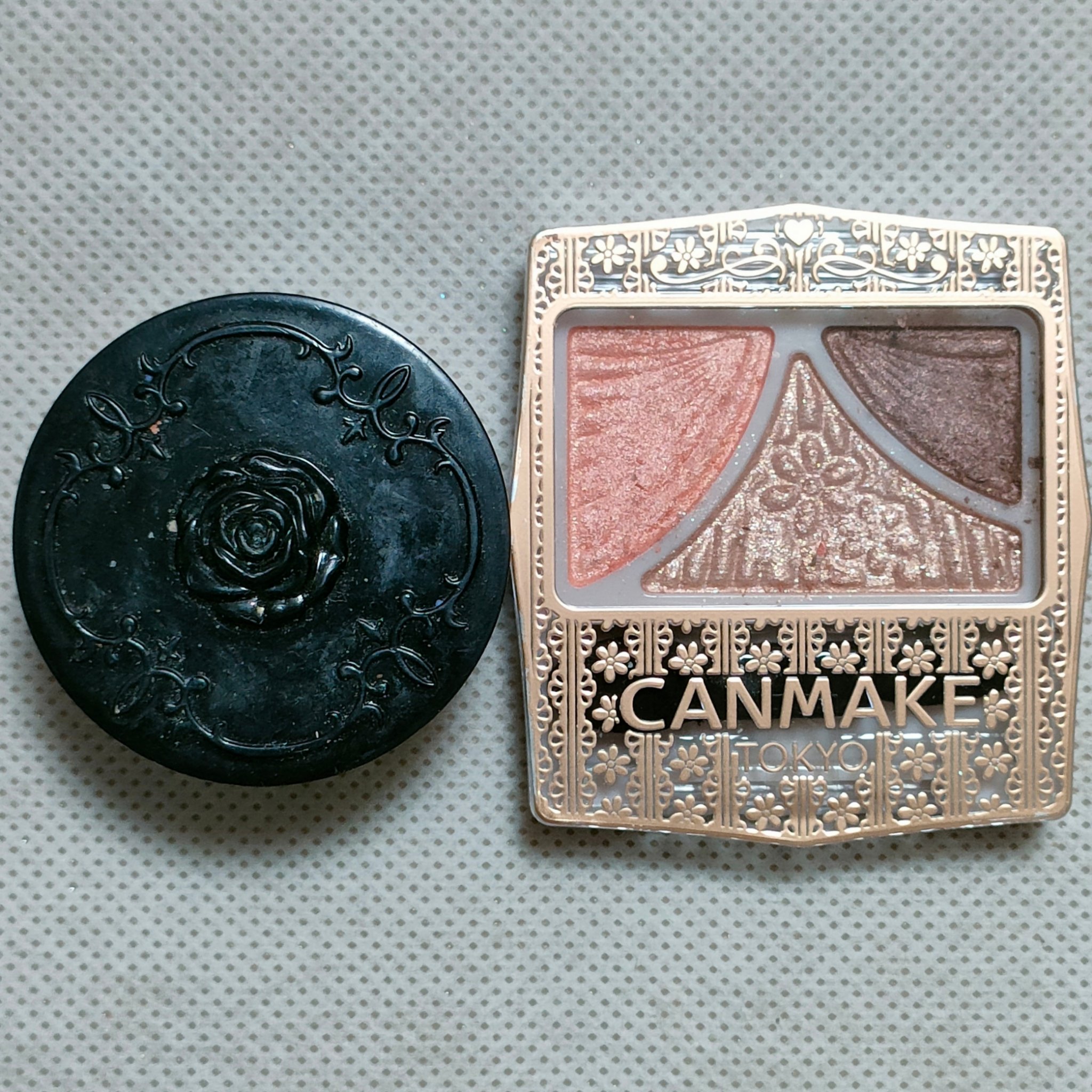 アイ グリッター/ANNA SUI/単色アイシャドウを使ったクチコミ（2枚目）