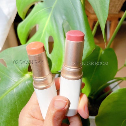 トゥルーディメンションラディアンスバーム/hince/スティックハイライトを使ったクチコミ(2枚目)