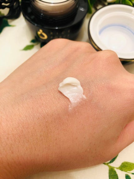 プレミアムパーフェクトクリーム/ライスフォース/フェイスクリームを使ったクチコミ(3枚目)