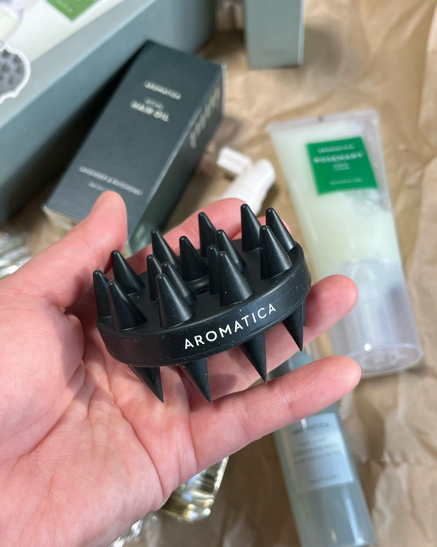 ローズマリー スカルプ スクラブ/AROMATICA/ヘッドスクラブを使ったクチコミ(2枚目)