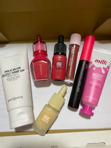 PERIPERA ミルク ブラー トーン アップ クリームのクチコミ「コスメ福袋💄またまた届きました😍

今回購入したのはPERIPERAのラッキーBOX￥2,20.....」（2枚目）