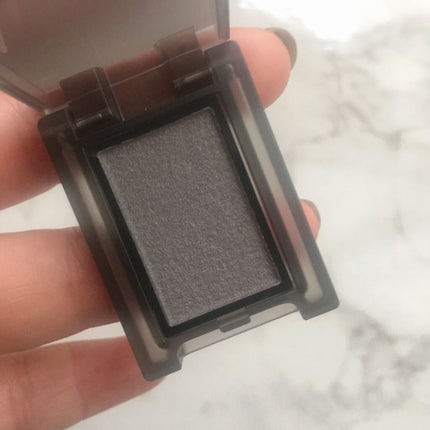 セルヴォーク ヴォランタリー アイズ/Celvoke/単色アイシャドウを使ったクチコミ(2枚目)