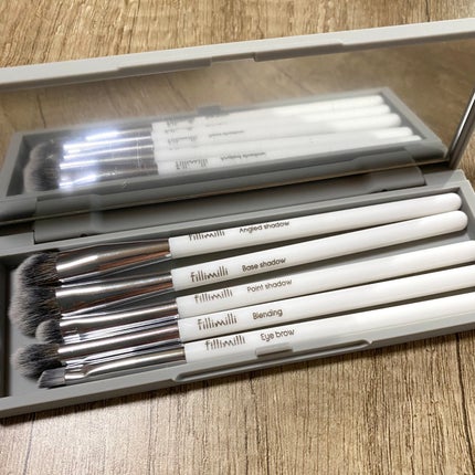 ソフトブラーリングアイパレット/wakemake/アイシャドウパレットを使ったクチコミ(3枚目)