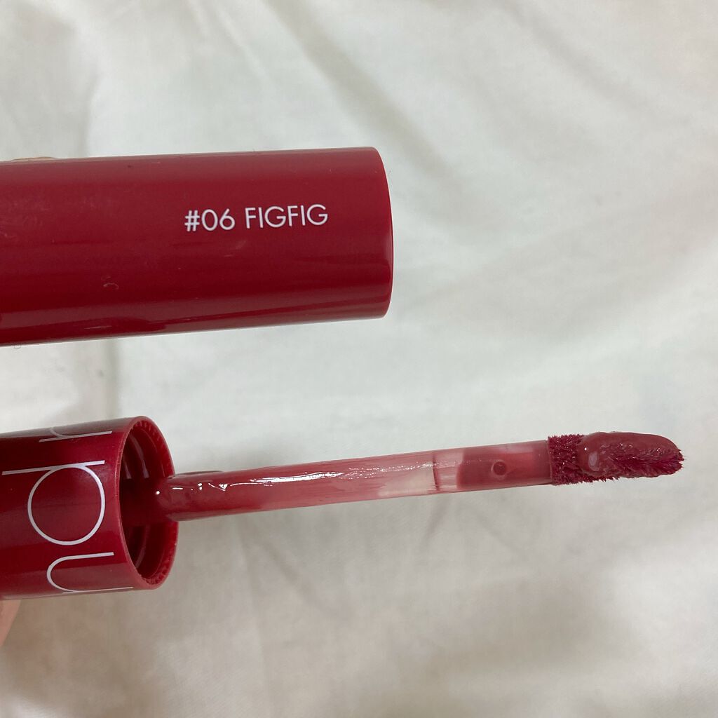 ジューシーラスティングティント/rom&nd/リップティントを使ったクチコミ（2枚目）