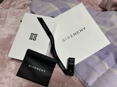 GIVENCHY ルージュ・アンテルディ・バームのクチコミ「GIVENCHY
ルージュ・アンテルディ・バーム
No.00

買ってしまった…！

先日欲望.....」（1枚目）