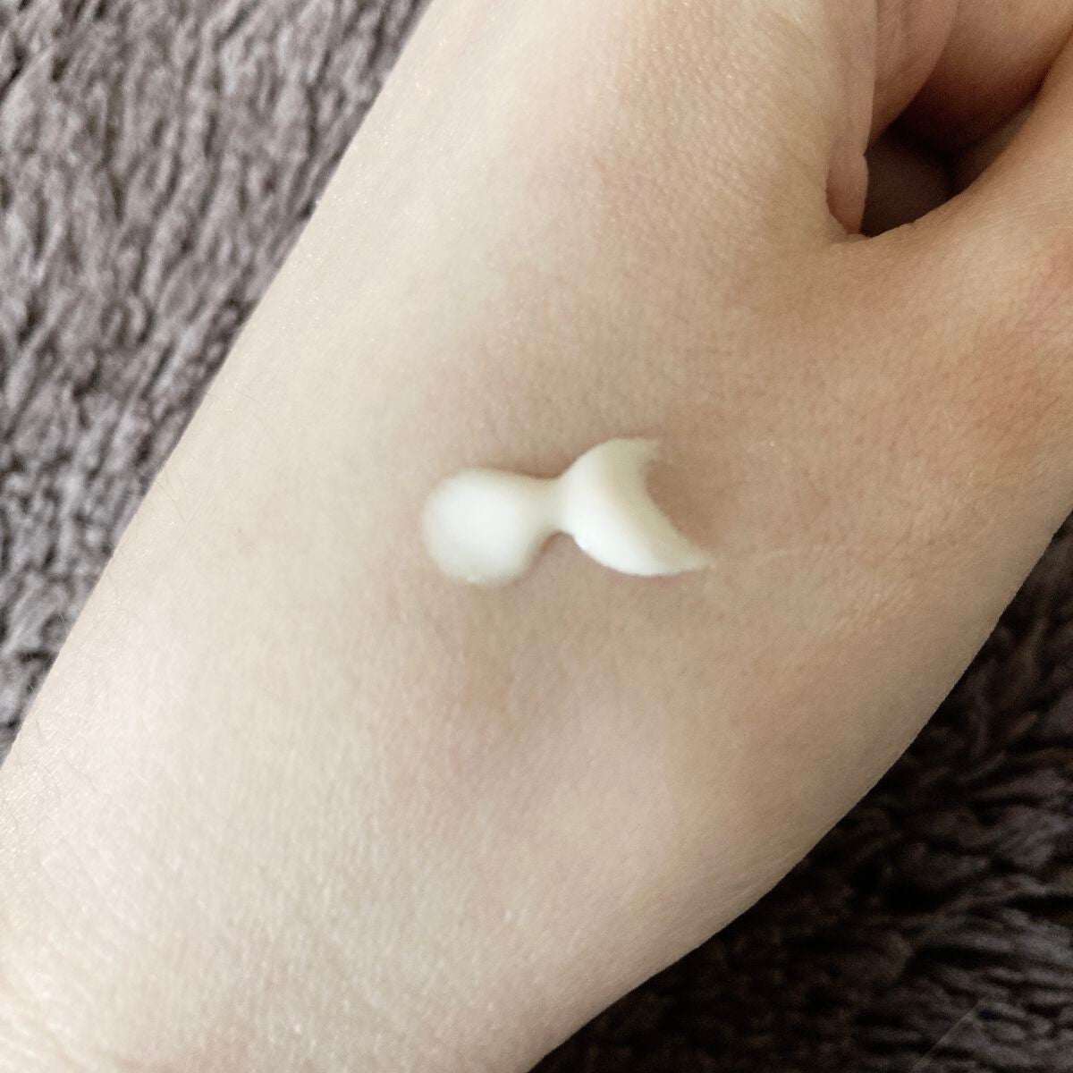 ニベアUV ディープ プロテクト&ケア トーンアップ エッセンス/ニベア/日焼け止めローションを使ったクチコミ(3枚目)