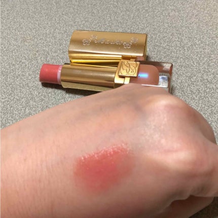 ピュア カラー クリスタル シアー リップスティック/ESTEE LAUDER/口紅を使ったクチコミ(2枚目)