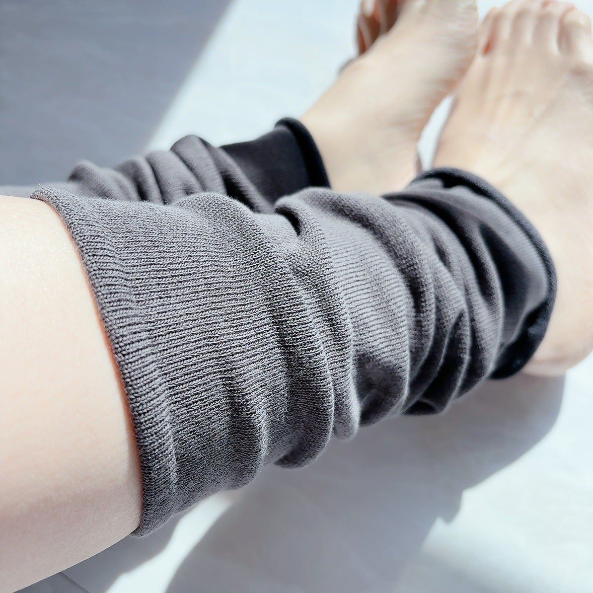 Moana on LIPS 「【シルクレッグウォーマー】足の冷えに悩んでいませんか??冷え性..」(3枚目)