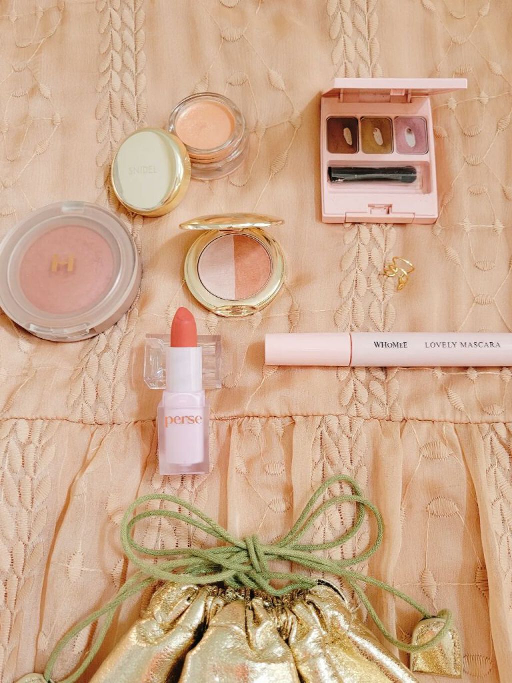 スナイデル シルキー タッチ アイズ 03 Daydream/SNIDEL BEAUTY/アイシャドウパレットを使ったクチコミ（2枚目）