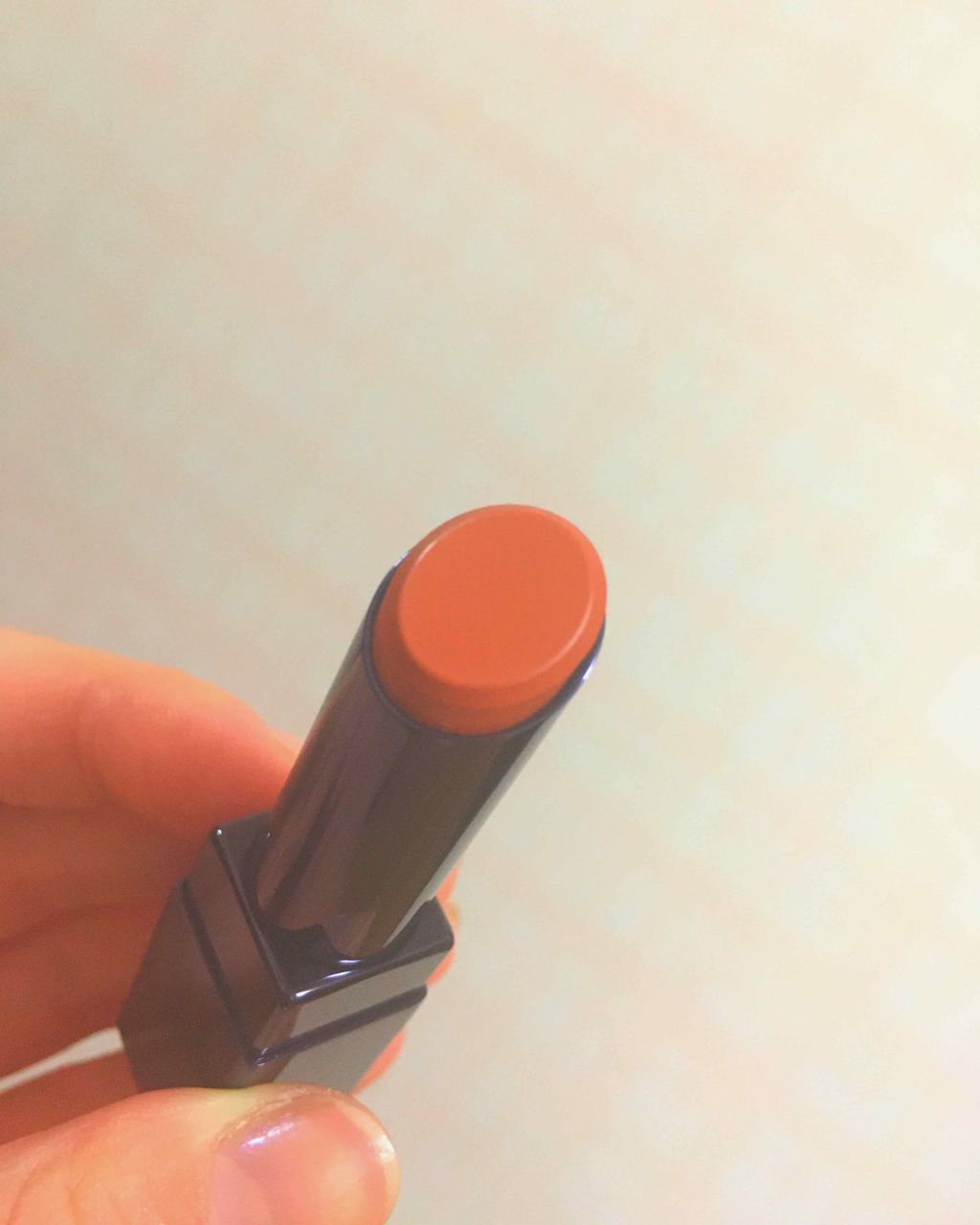 shii on LIPS 「こんばんは。今日はわたしのだいすきなSHIROのリップを紹介し..」(3枚目)