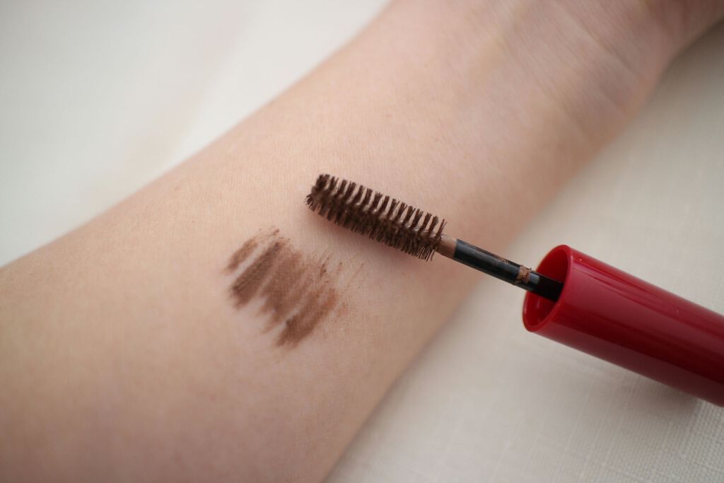 ニュアンスアイブローマスカラ/インテグレート/眉マスカラを使ったクチコミ（3枚目）