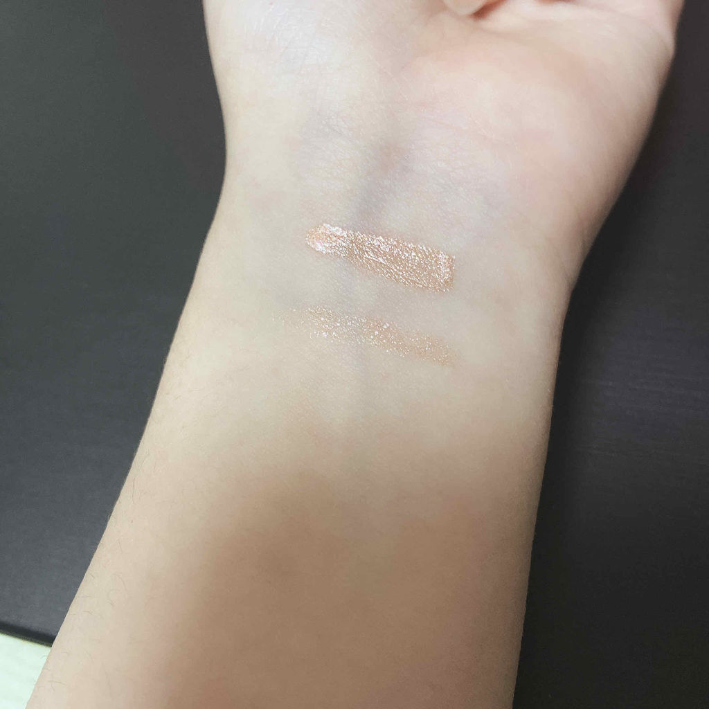 Mark GLITTER LIQUID EYE SHADOW/TONYMOLY/リキッドアイシャドウを使ったクチコミ（2枚目）