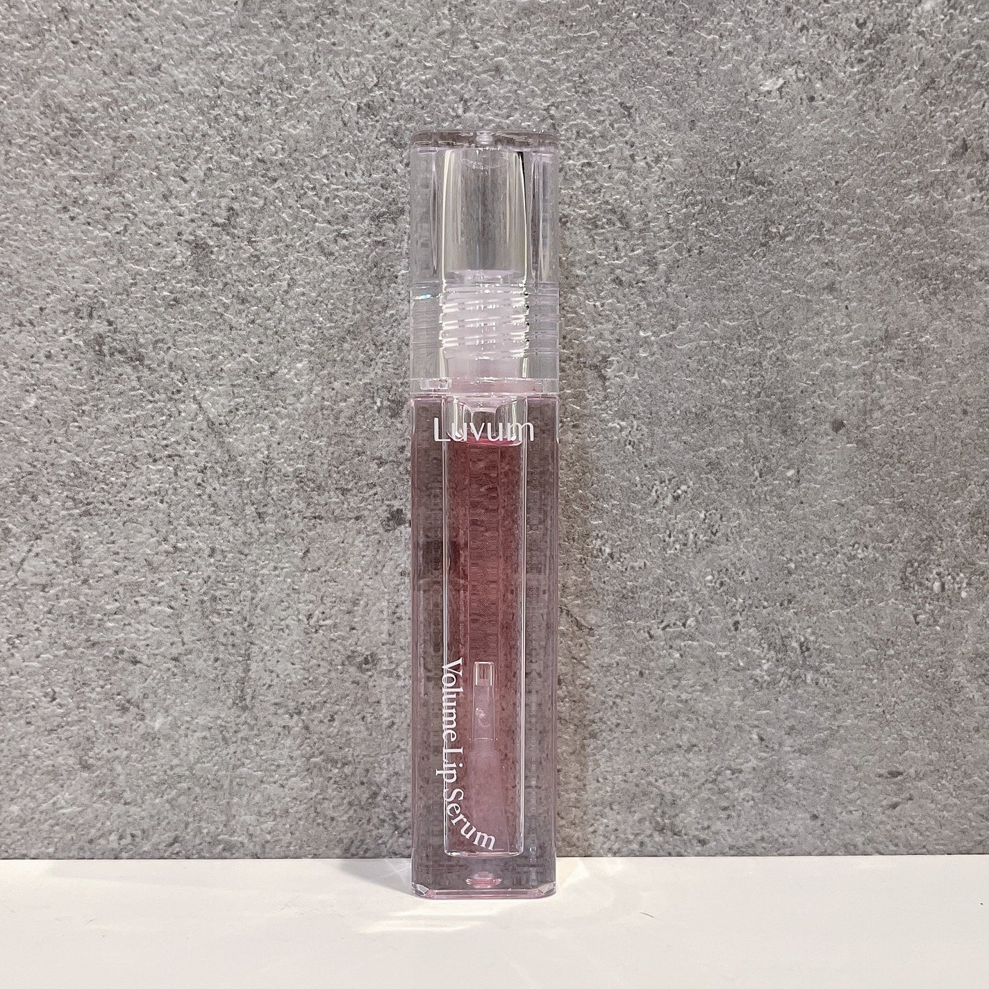 ラビューム ボリュームリップセラム/Luvum/リップグロスを使ったクチコミ(3枚目)