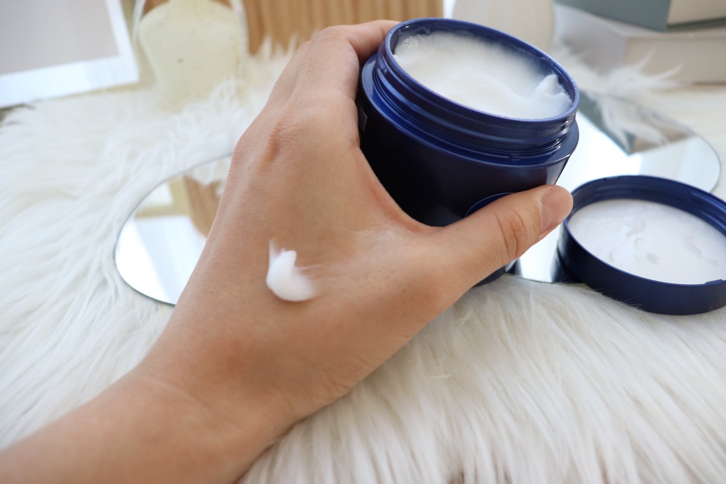 ニベア ロイヤルブルーボディクリーム うるおい密封ケア/ニベア/ボディクリームを使ったクチコミ(3枚目)