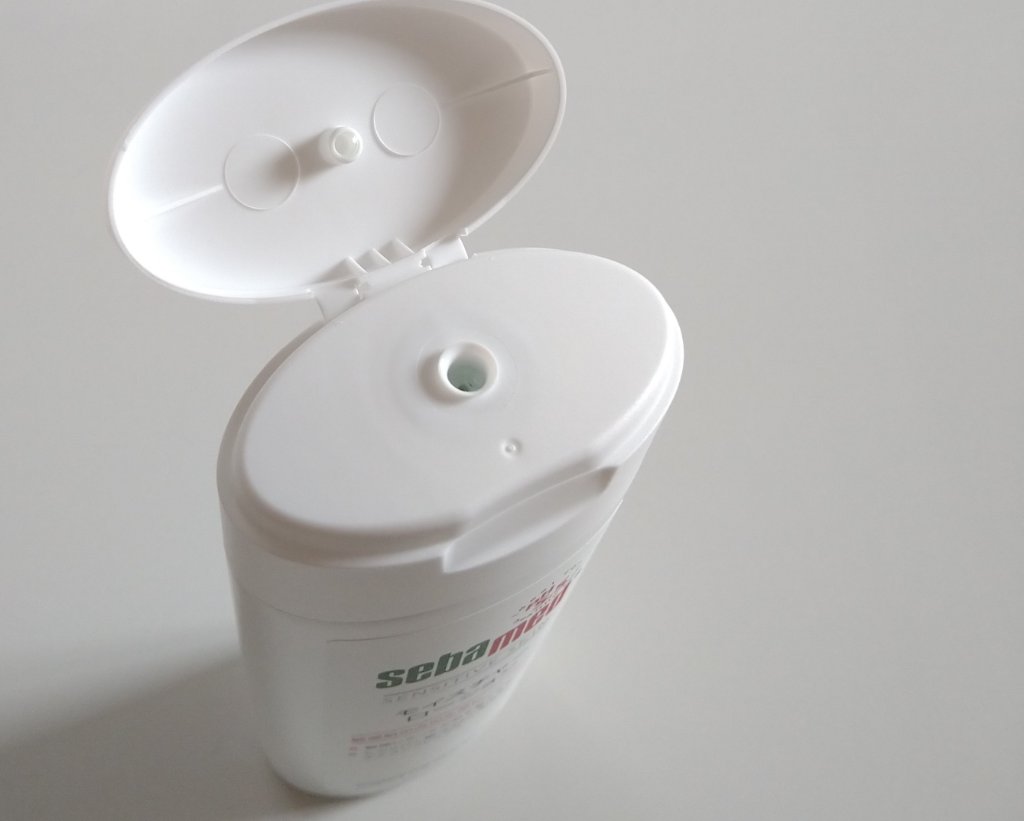 セバメド モイスチャーローションのクチコミ「敏感肌さんに向けたスキンケアシリーズ♪

肌本来の保護機能をサポートしながら、刺激に負けないよ.....」（2枚目）