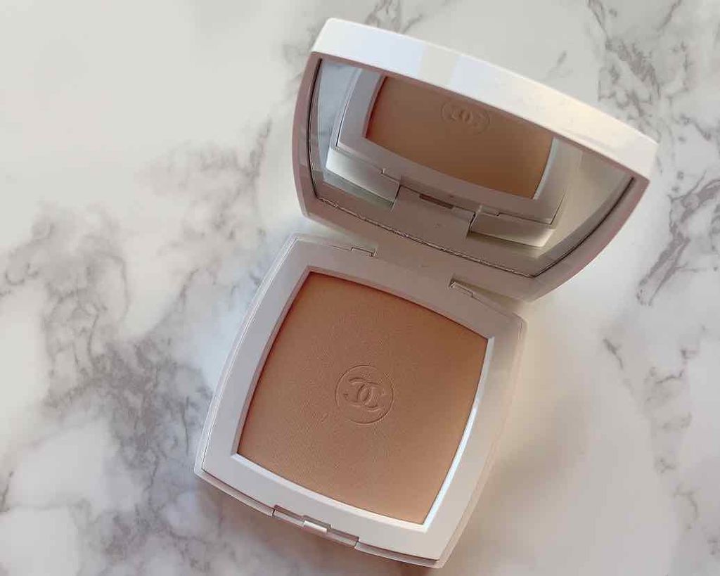 ル ブラン コンパクト ラディアンス/CHANEL/パウダーファンデーションを使ったクチコミ（2枚目）