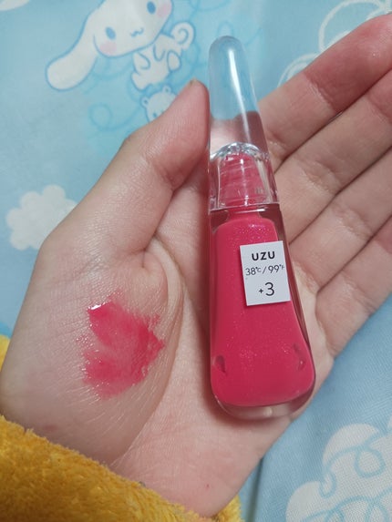 せるか on LIPS 「UZUのリップです!見た目可愛い!!スティックの方は、色持ちい..」(6枚目)