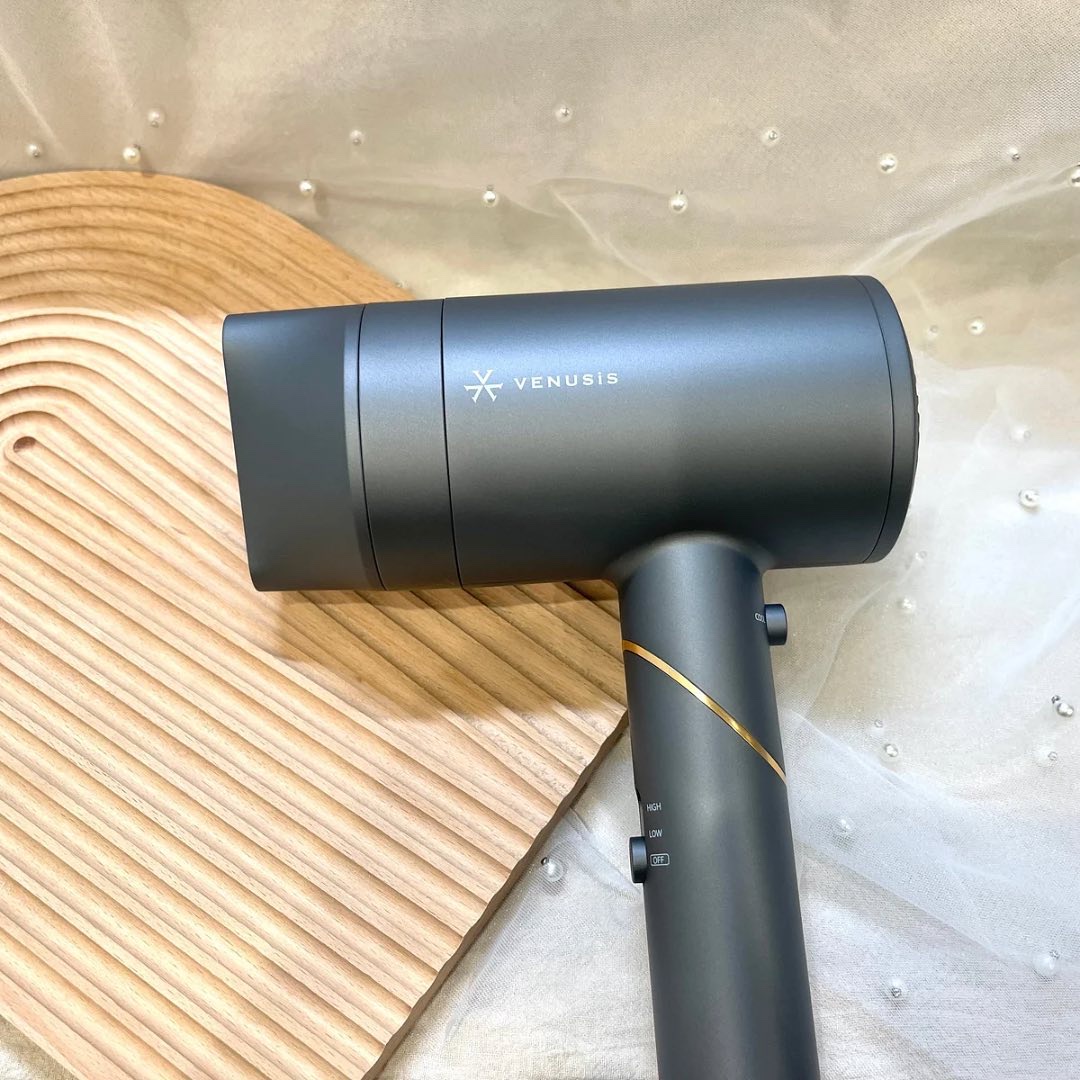 遠赤イオンドライヤーVDC-5100/VENUSiS/ドライヤーを使ったクチコミ（1枚目）