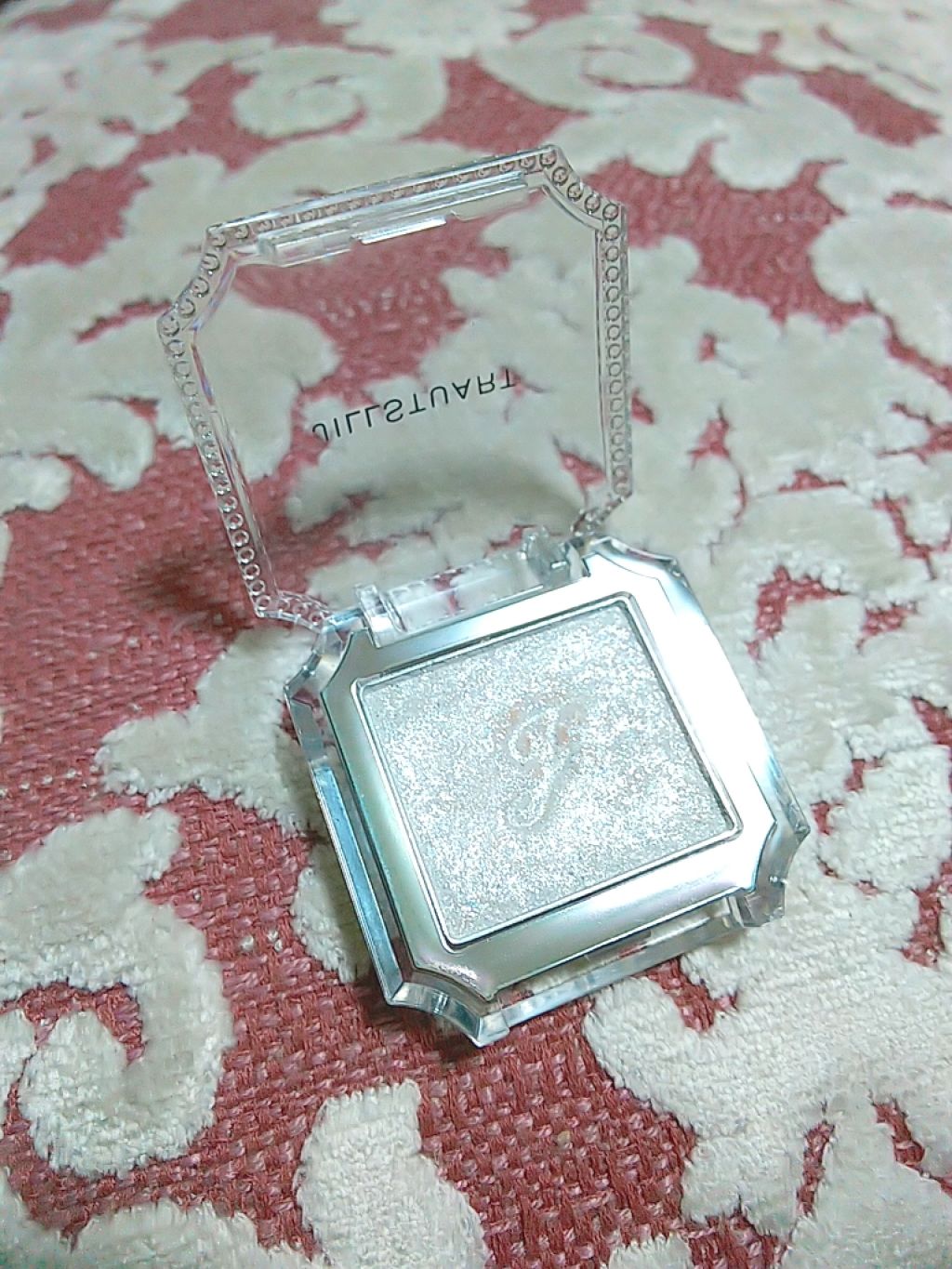 アイコニックルック アイシャドウ G301 innocent glam/JILL STUART/単色アイシャドウを使ったクチコミ（1枚目）