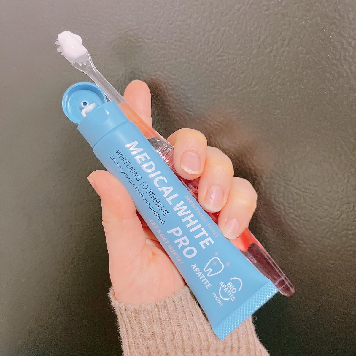 ねこむす on LIPS 「コーヒー紅茶抹茶にワイン…美味しい飲み物って歯に着色するもの多..」(3枚目)