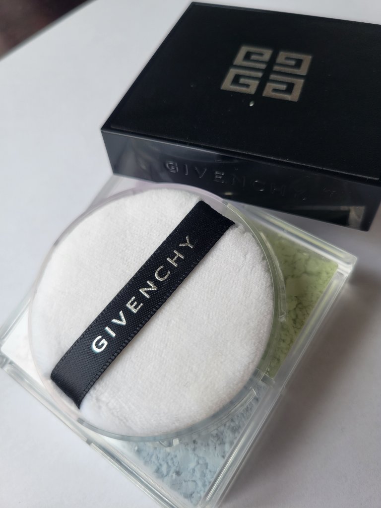 プリズム・リーブル/GIVENCHY/ルースパウダーを使ったクチコミ（2枚目）