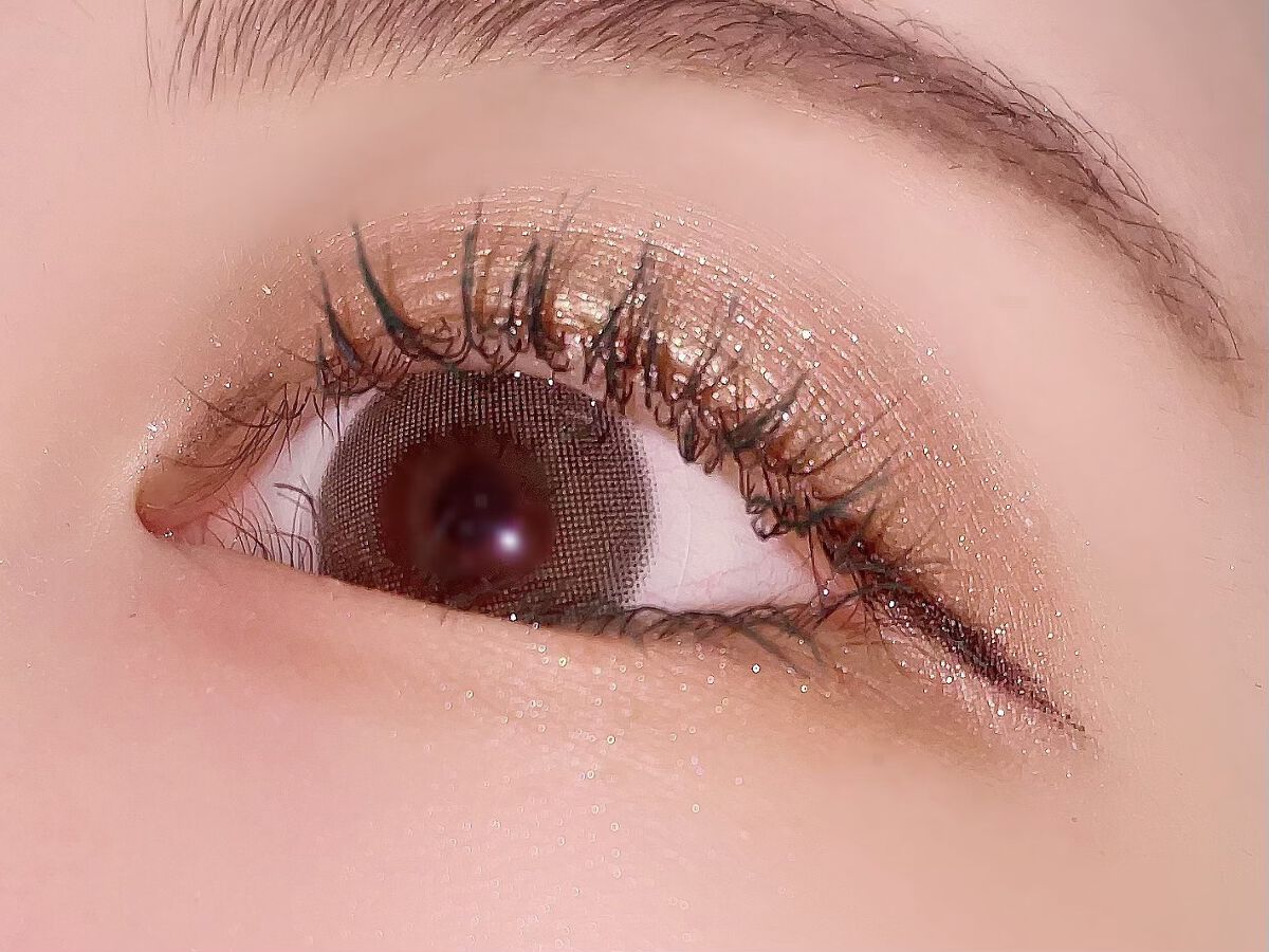 ダズルシャドウ/M・A・C/単色アイシャドウを使ったクチコミ（2枚目）