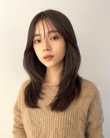 HARUNA on LIPS 「柔らかい質感のレイヤースタイル😉ふわっとさらっとスタイリングで..」(3枚目)