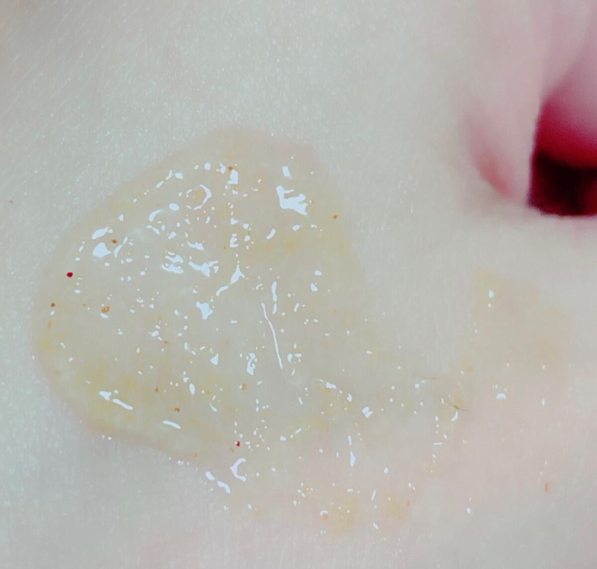 スキンスムーススクラブジェル/Beaumit/スクラブ・ゴマージュを使ったクチコミ（2枚目）